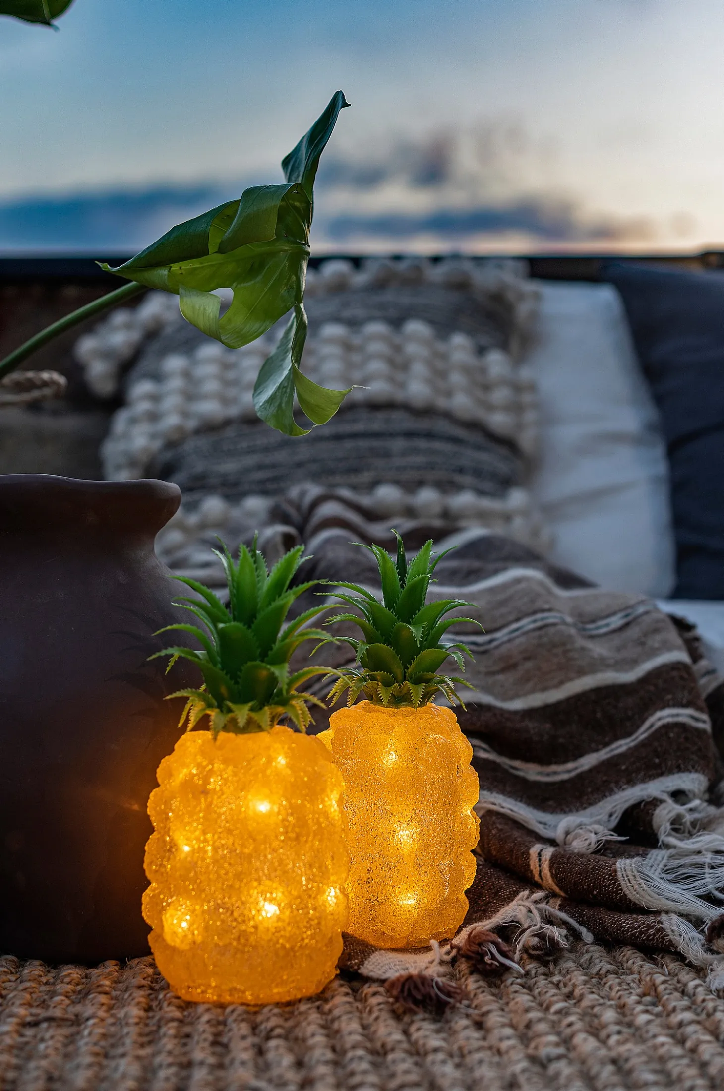 Ananas LED, korkeus 26 cm