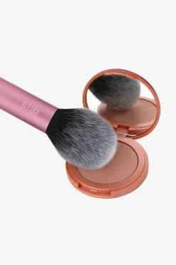 Blush Brush