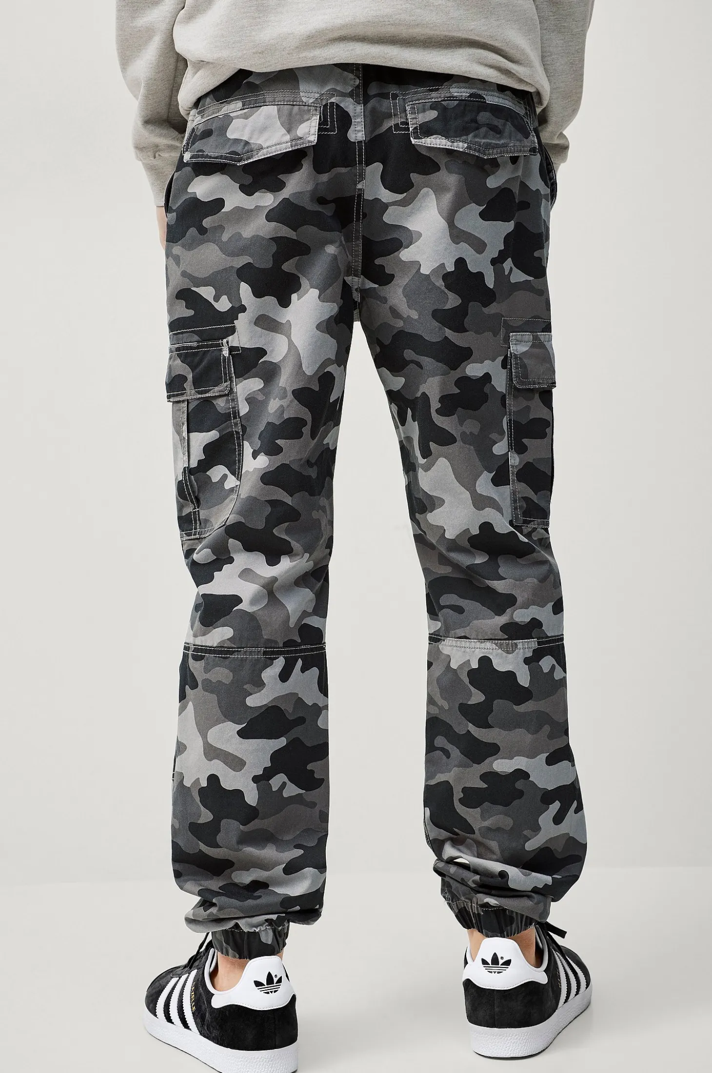 Cargo-housut James