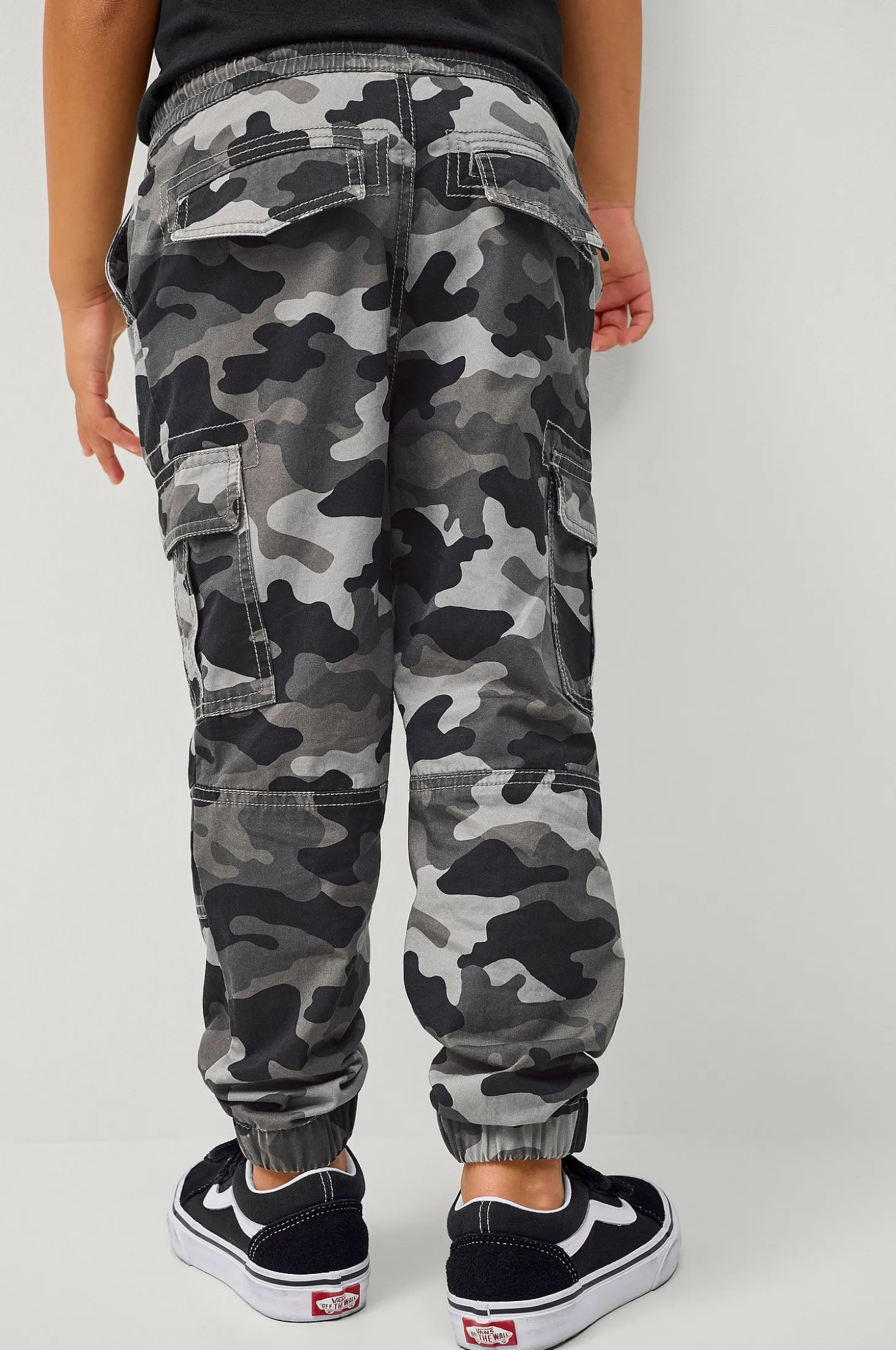 Cargo-housut James