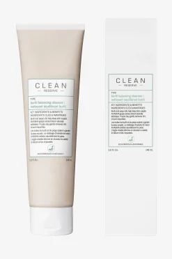 Clean Reserve Buriti Balancing Face Cleanser 146 ml