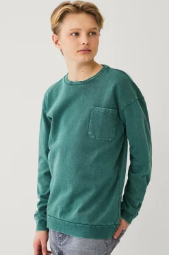 Collegepaita jossa on pyöreä pääntie