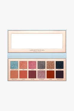 Cosmos Eye Shadow Palette