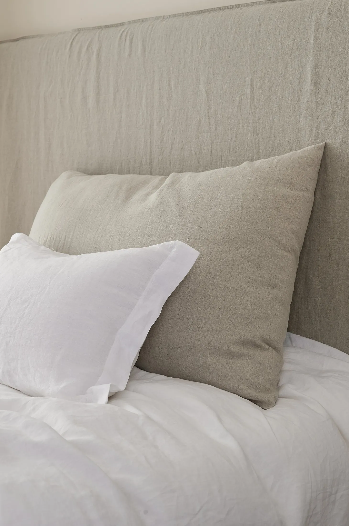 Hotellityynyliina ja tyyny Candice Hotell