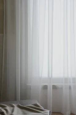 Hotelliverho Skir, leveä