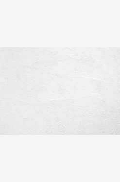Juliste White reveted