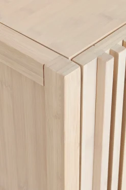 Kaappi / Yöpöytä Stripe