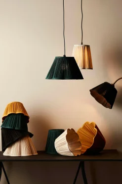 Kippivarjostin Siv Plissé, 25 cm