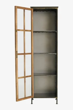 Korkea kaappi Egil
