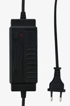 Lattiavalaisin Atom LED