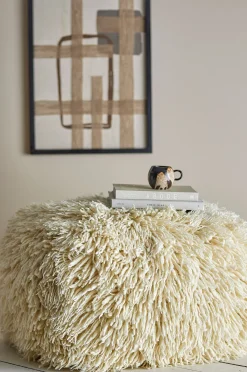 Lomba Pouf