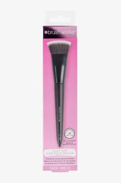 No. 11 Flat Top Contour Brush