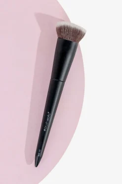 No. 11 Flat Top Contour Brush