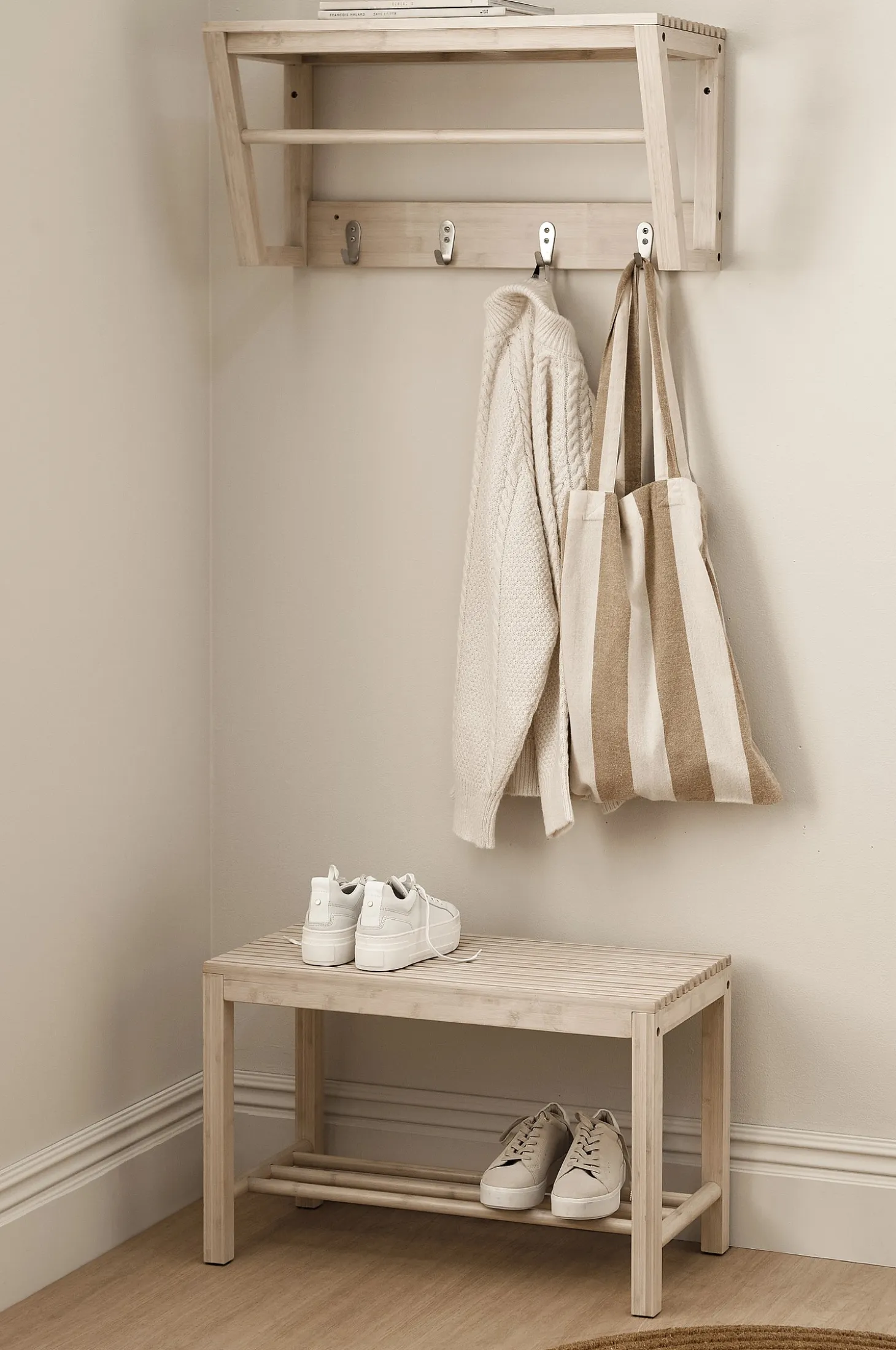 Penkki / kenkähylly Stripe