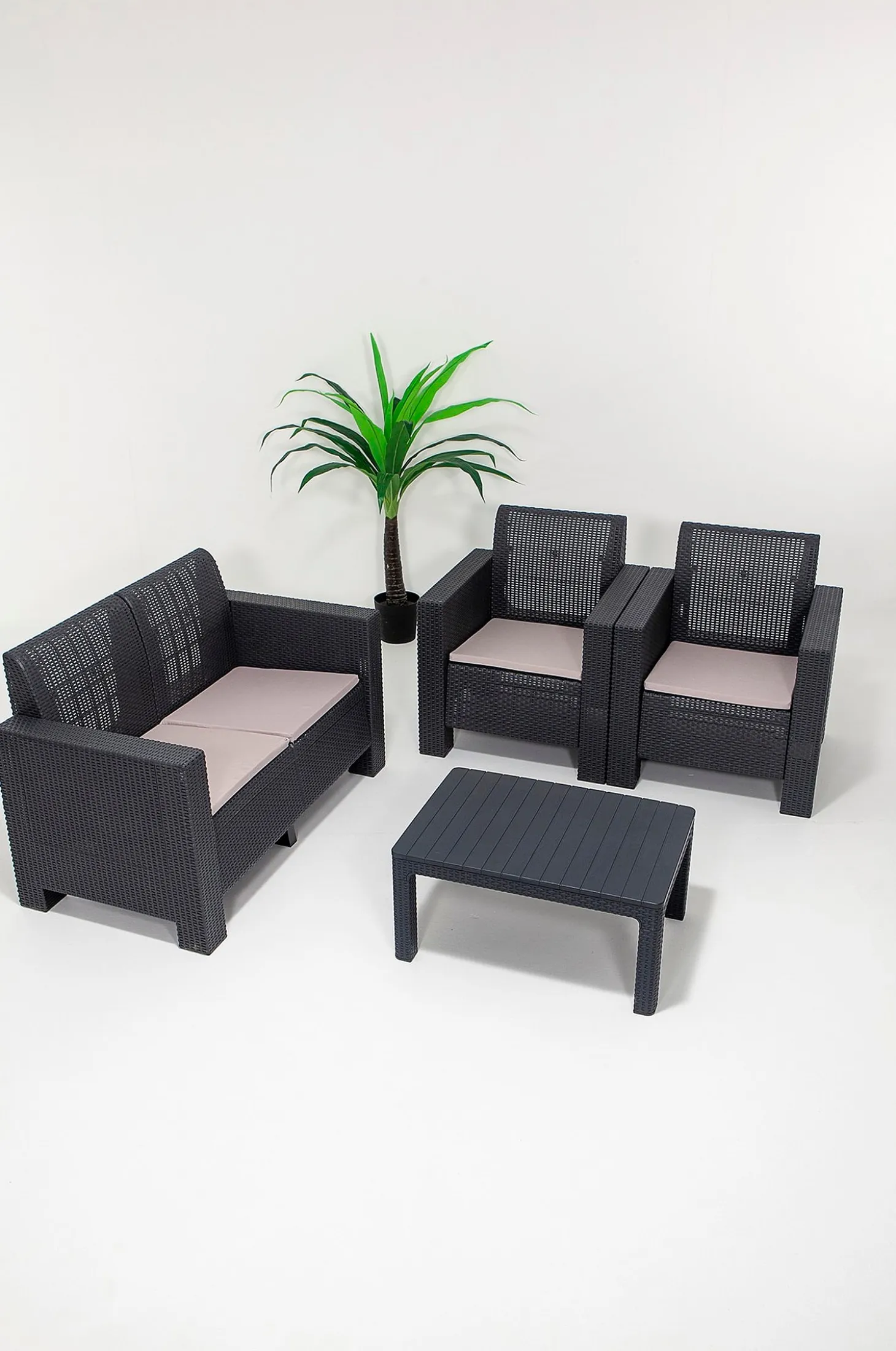 Puutarha Lounge Set Aksu