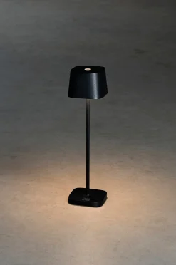 Pöytävalaisin Capri USB, korkeus 20 cm