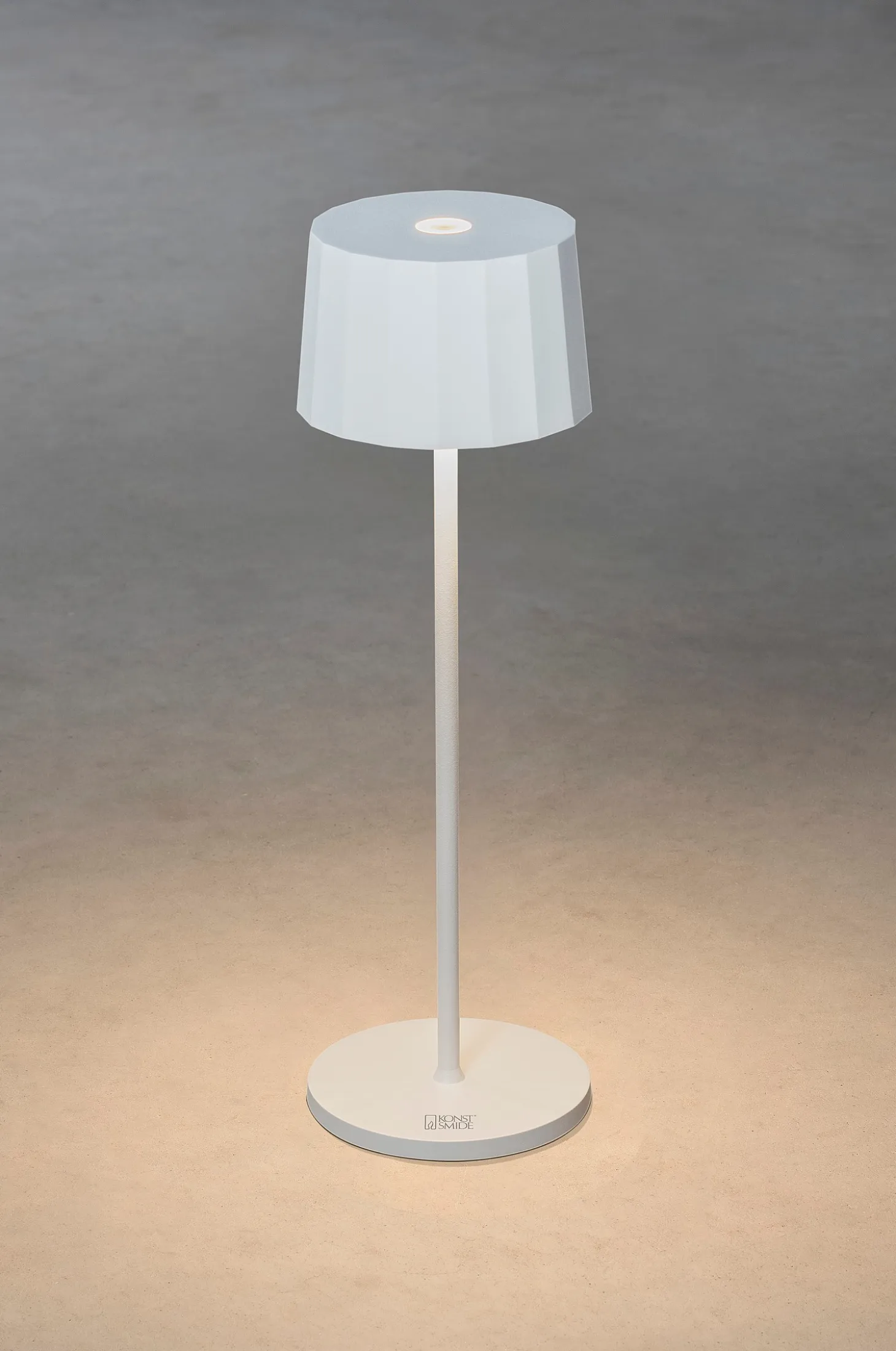 Pöytävalaisin Positano USB, korkeus 35 cm