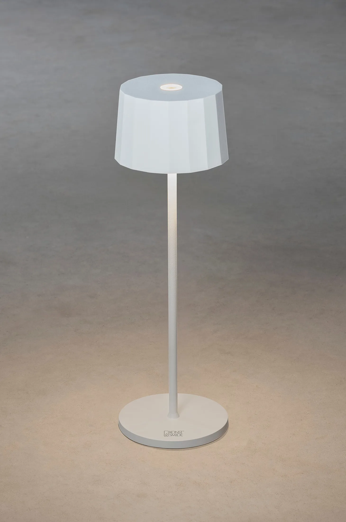 Pöytävalaisin Positano USB, korkeus 35 cm
