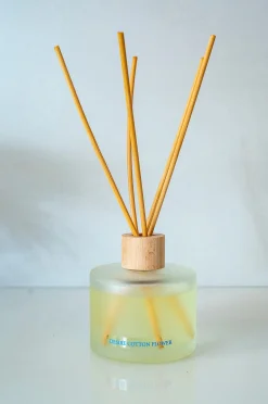 Reed Diffuser, tuoksutikut