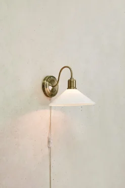 Seinävalaisin Vela 1L