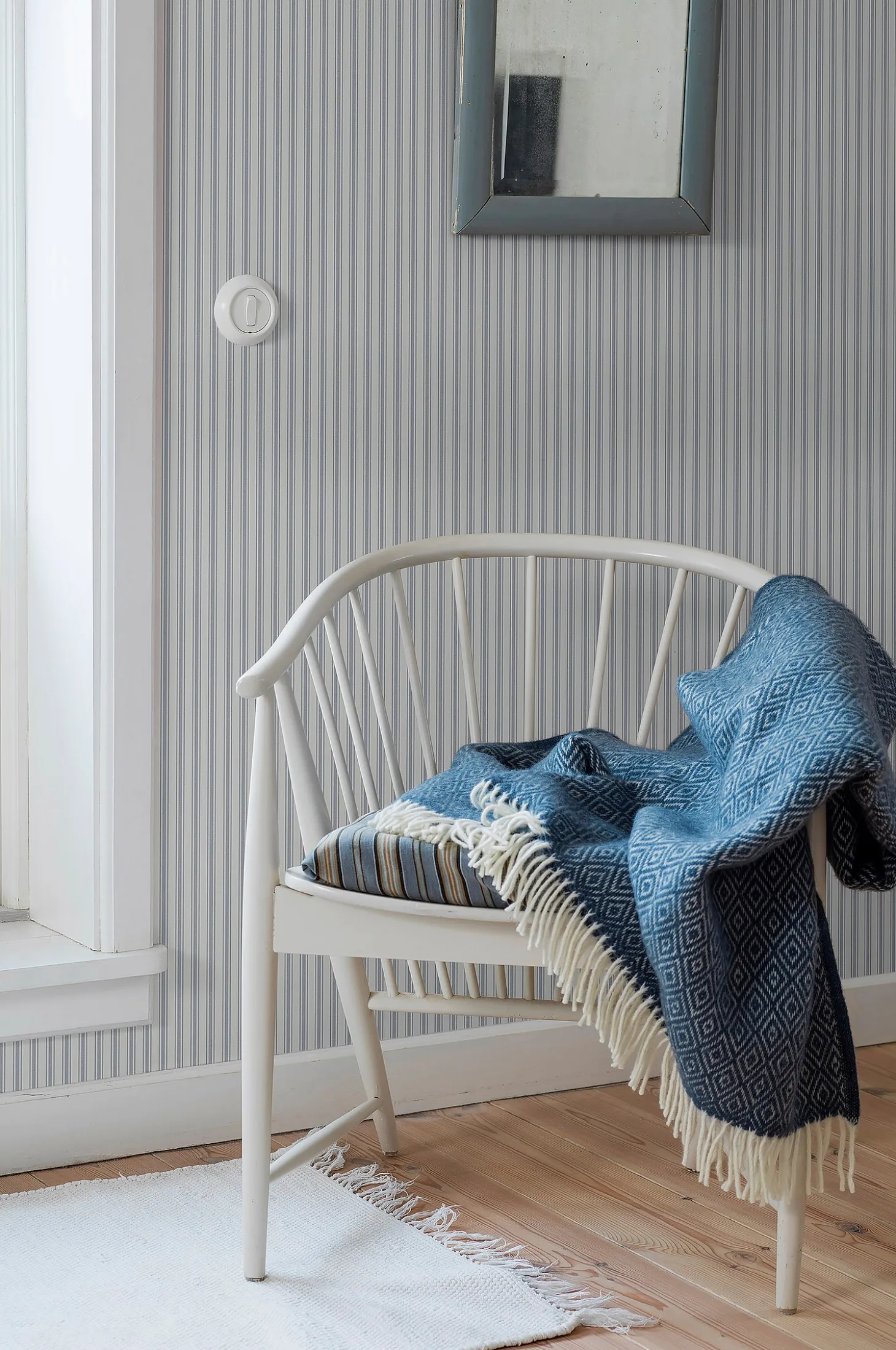 Tapetti Aspö Stripe
