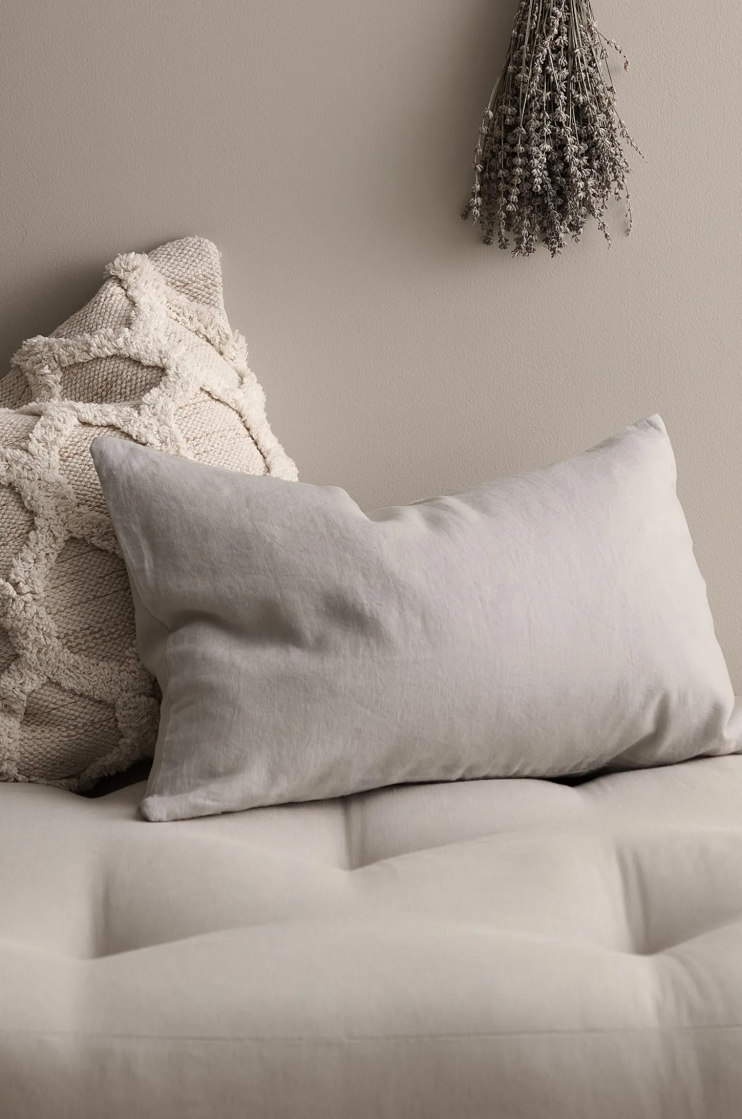 Tyynynpäällinen Candice Zip pestyä pellavaa, 40x60 cm
