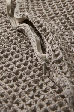 Tyynynpäällinen Lois
