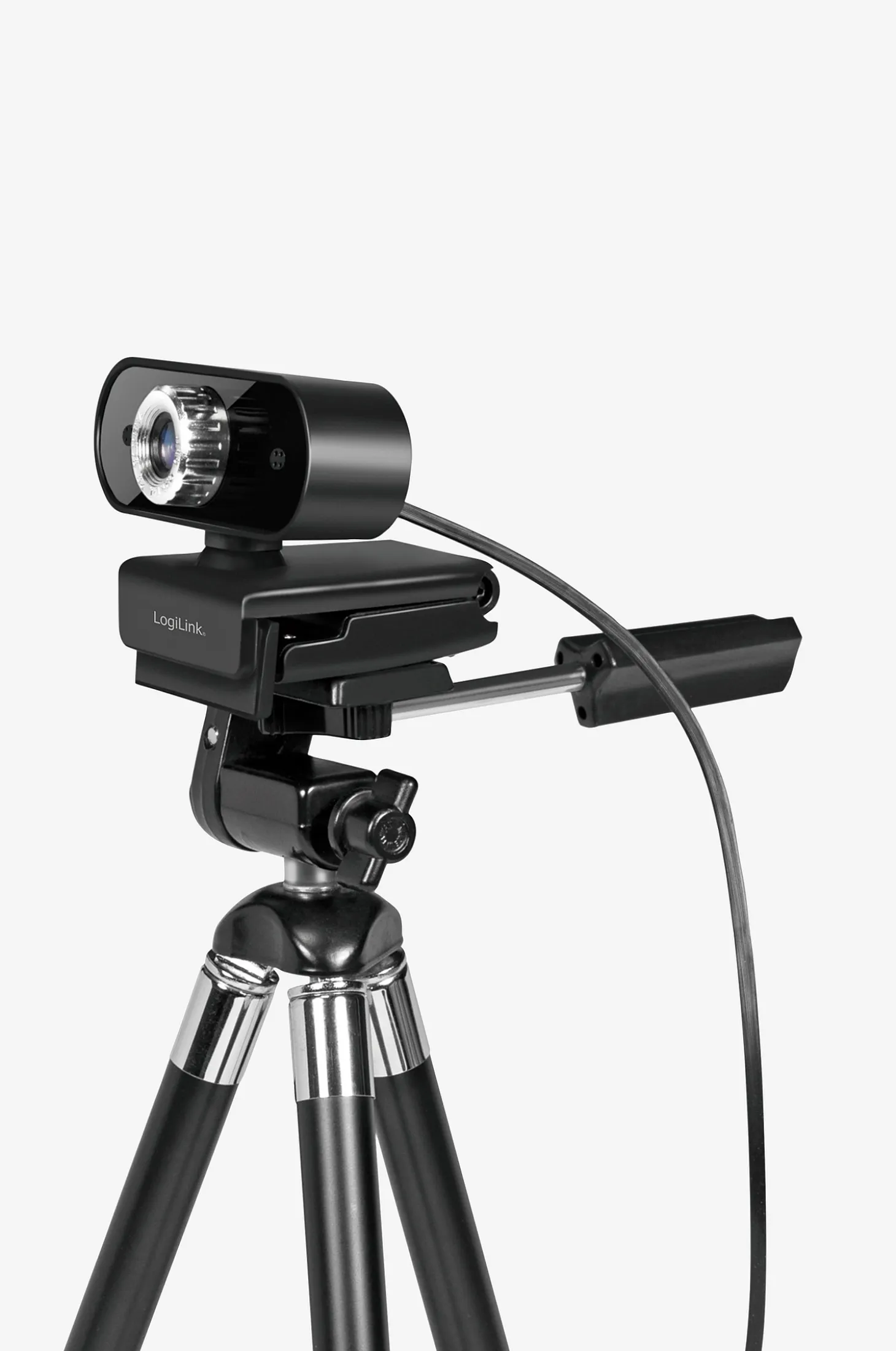 Webkamera HD 720p, sisäänrakennettu mikrofoni.